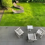 Cosy Incl Jacuzzi Near Trainstation, And * Heemstede