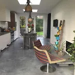 Cosy Incl Jacuzzi Near Trainstation, And Apartment Heemstede