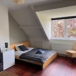 Cosy Incl Jacuzzi Near Trainstation, And Apartment