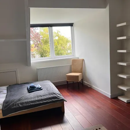 Cosy Incl Jacuzzi Near Trainstation, And * Heemstede