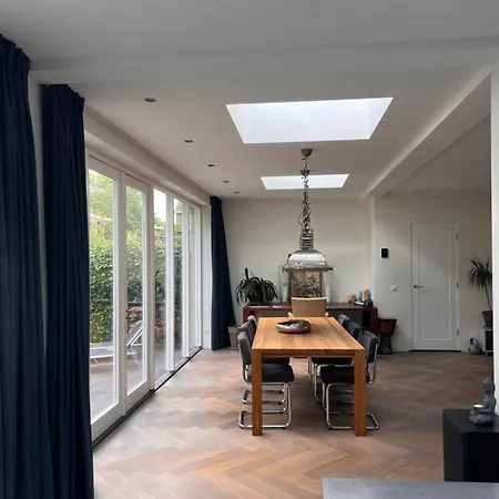 Cosy Incl Jacuzzi Near Trainstation, And * Heemstede