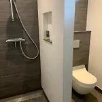 Cosy Incl Jacuzzi Near Trainstation, And Daire