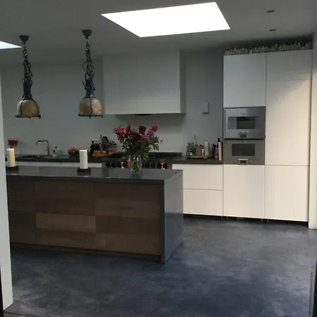 דירה Cosy Incl Jacuzzi Near Trainstation, And *