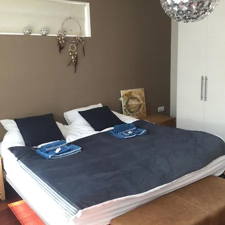Διαμέρισμα Cosy Incl Jacuzzi Near Trainstation, And